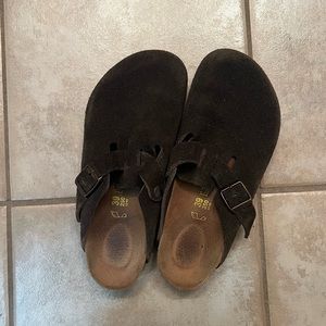 Chocolate brown Birkenstock Boston clog